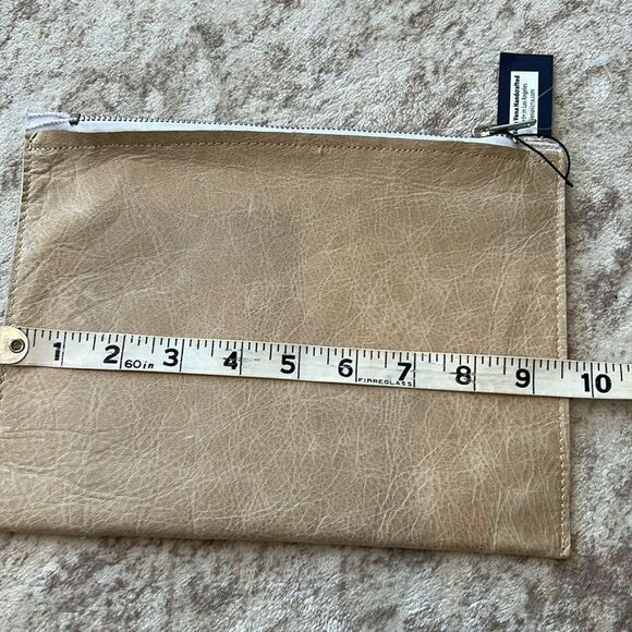 Vena vena NWT Beige Textured leather Clutch - Picture 6 of 7